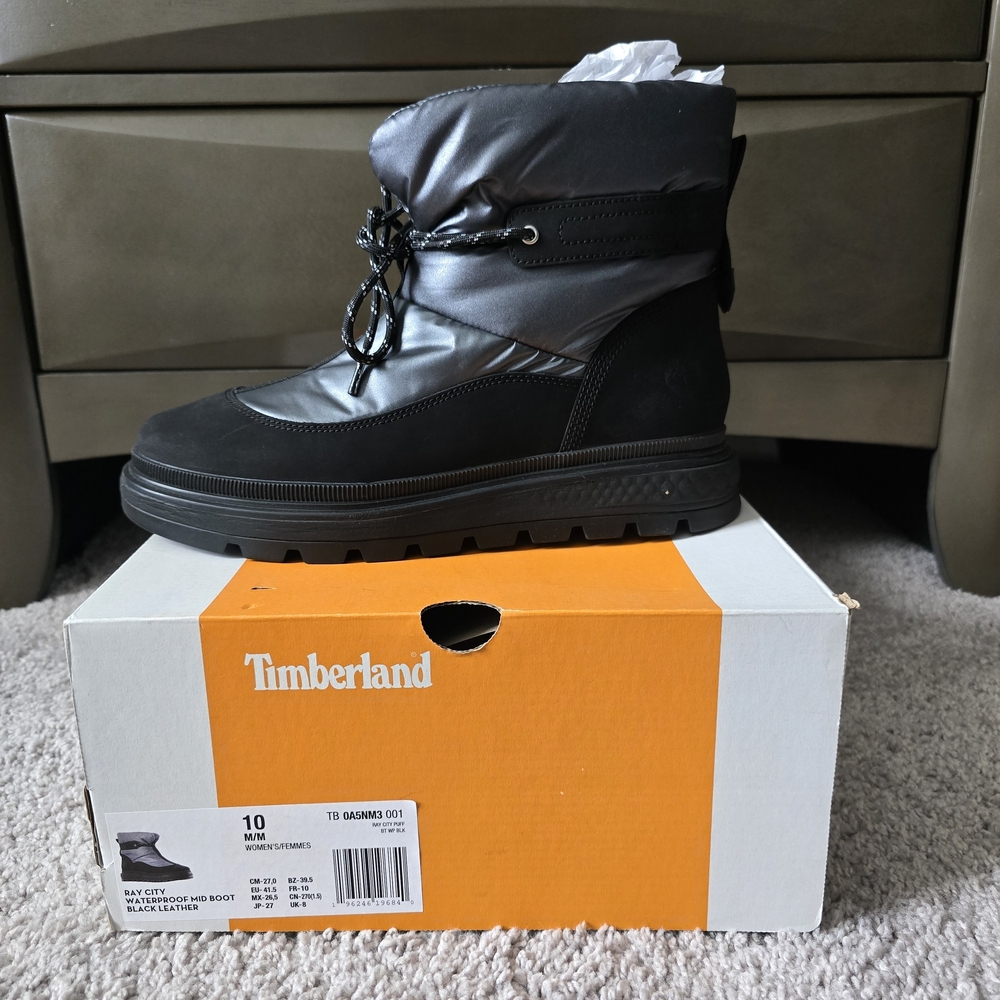 Timberland Ray City Waterproof Mid Boot. Women's Brand New In Box